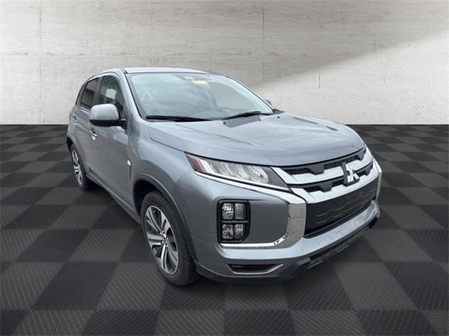 Vehicle image 4 of 31