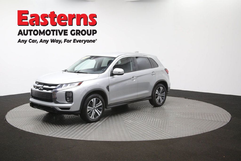 2024 Mitsubishi Outlander Sport SE Image 2 of 66
