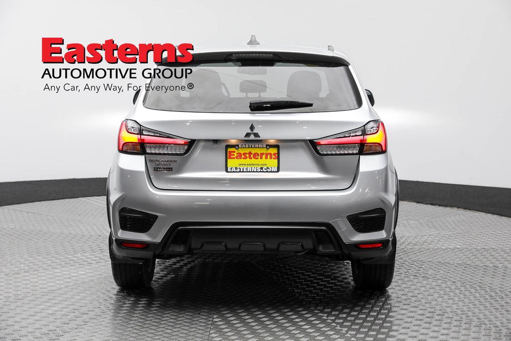 Vehicle image 5 of 61