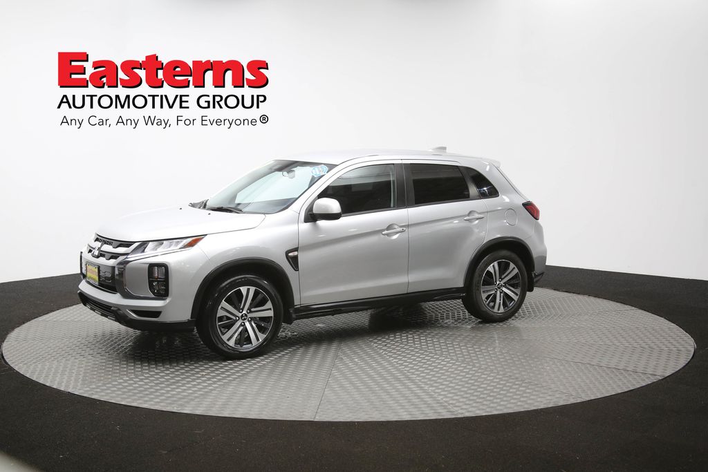 Vehicle image 28 of 61