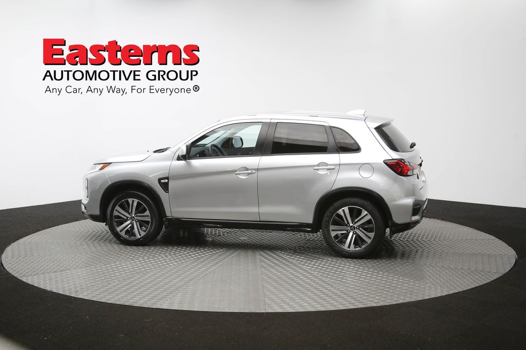Vehicle image 31 of 61