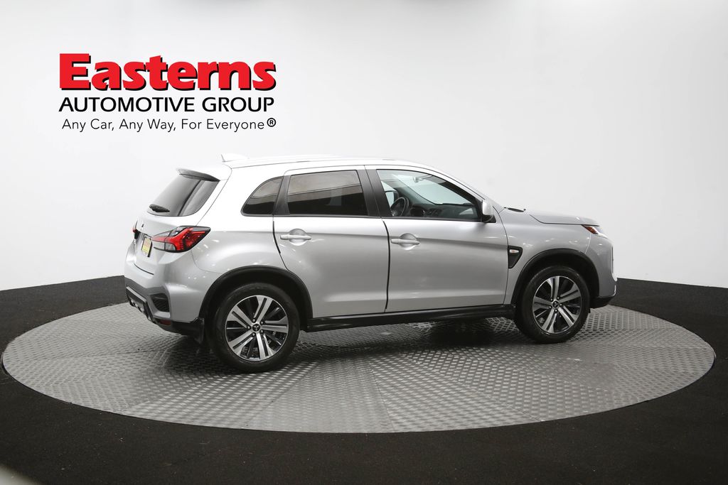 Vehicle image 3 of 61