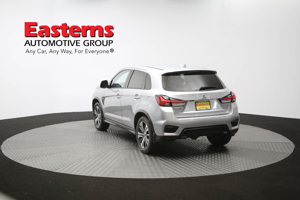 Vehicle image 34 of 61