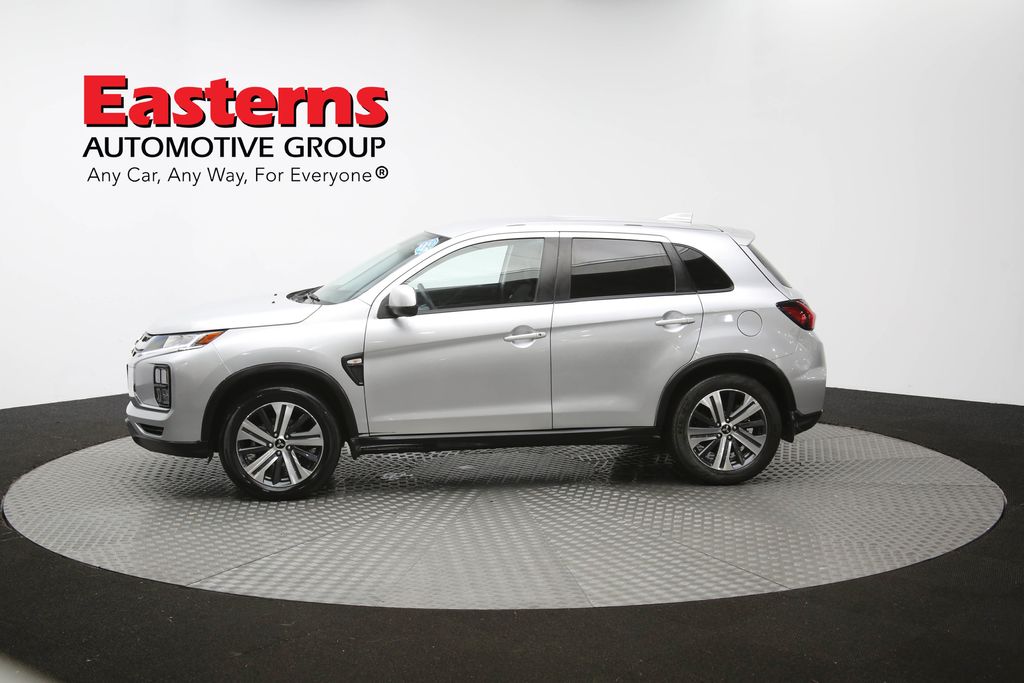 Vehicle image 30 of 61