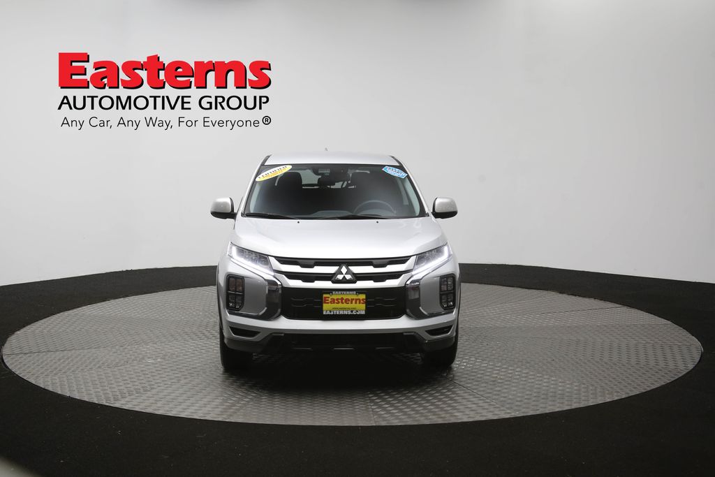 Vehicle image 4 of 61