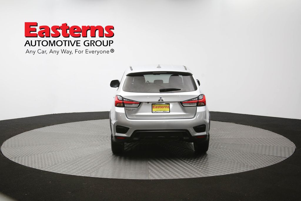 Vehicle image 36 of 61