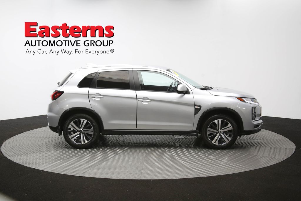 Vehicle image 7 of 61