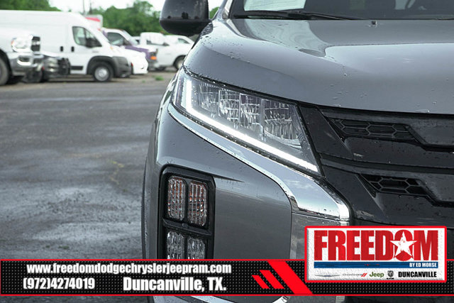 Vehicle image 43 of 45