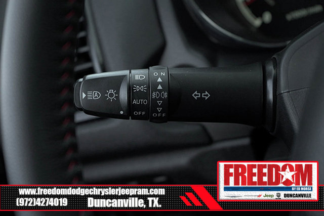 Vehicle image 30 of 45