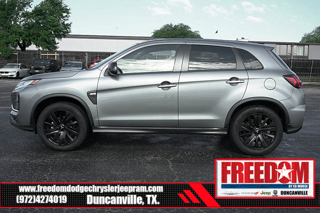 Vehicle image 9 of 45