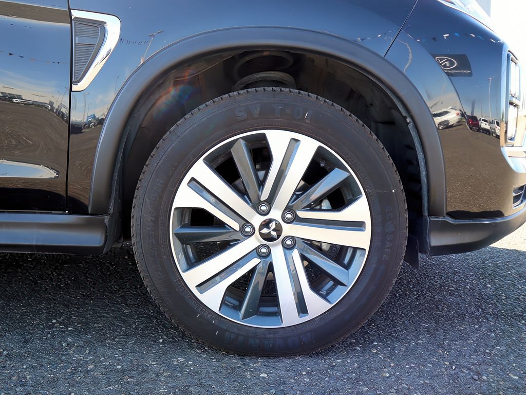 2024 Mitsubishi Outlander Sport ES Image 10 of 31