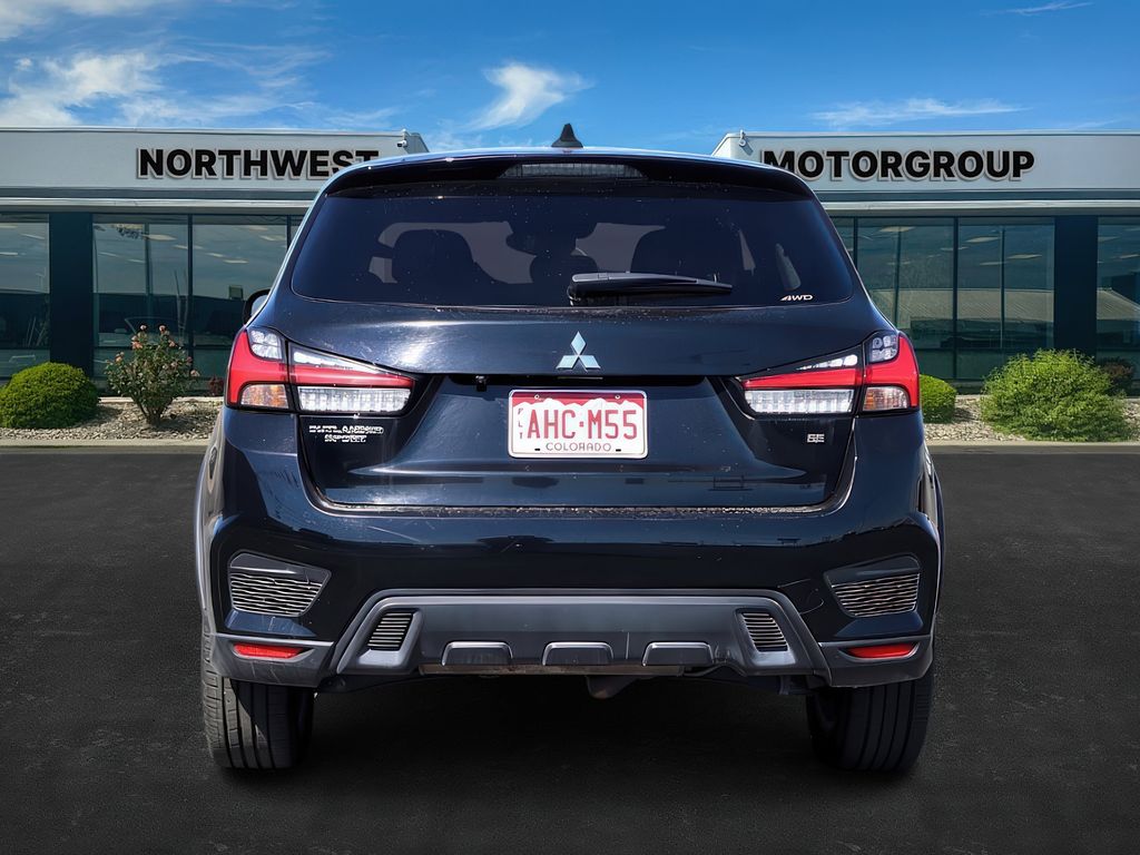 2024 Mitsubishi Outlander Sport ES Image 7 of 31