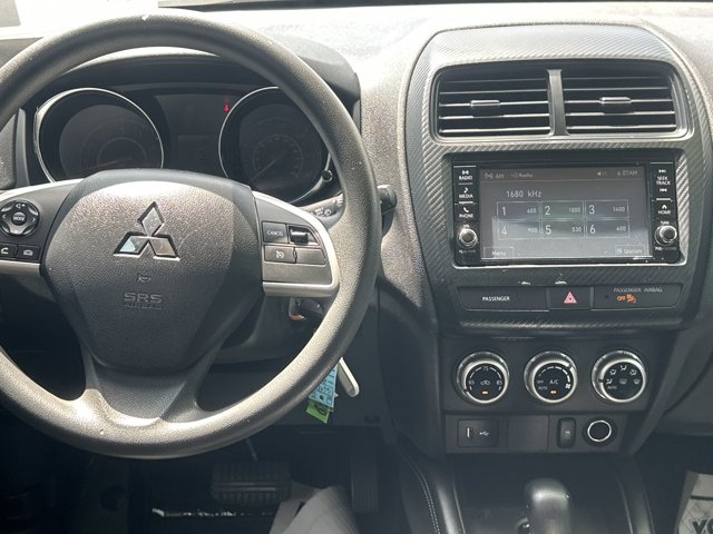 Vehicle image 5 of 5