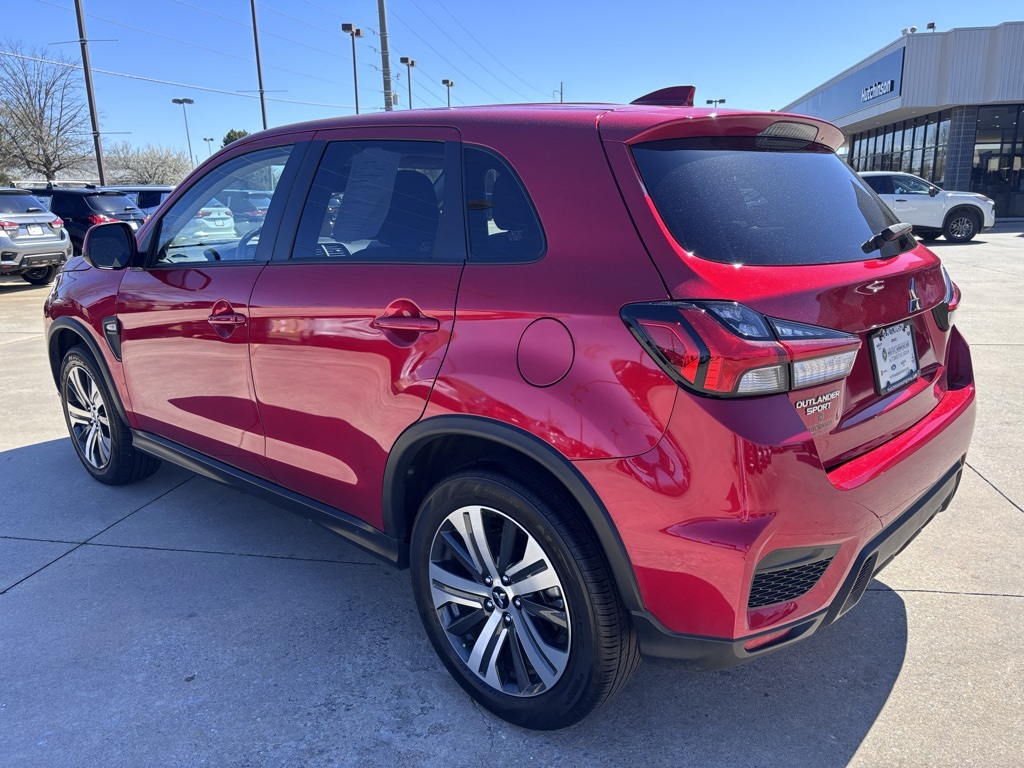 Vehicle image 6 of 26