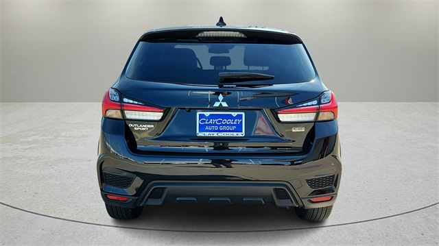 Vehicle image 6 of 36