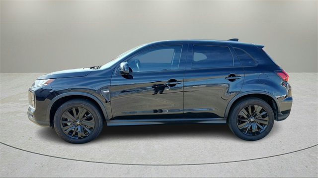 Vehicle image 8 of 36