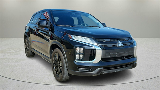 Vehicle image 3 of 36