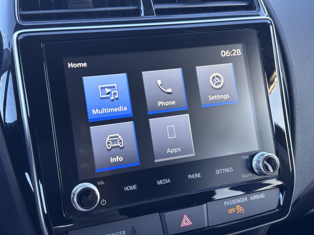 Vehicle image 26 of 31
