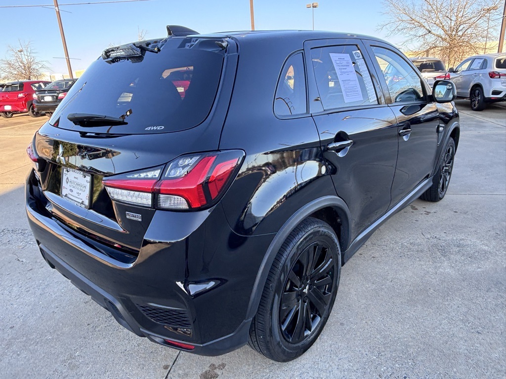 Vehicle image 4 of 31
