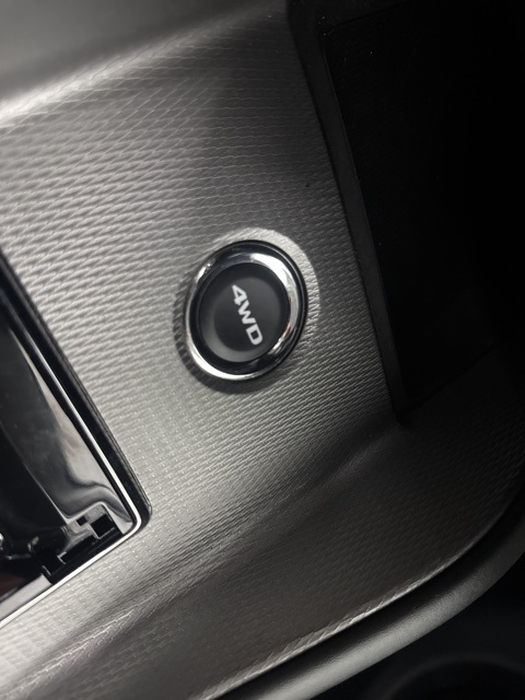 Vehicle image 18 of 35