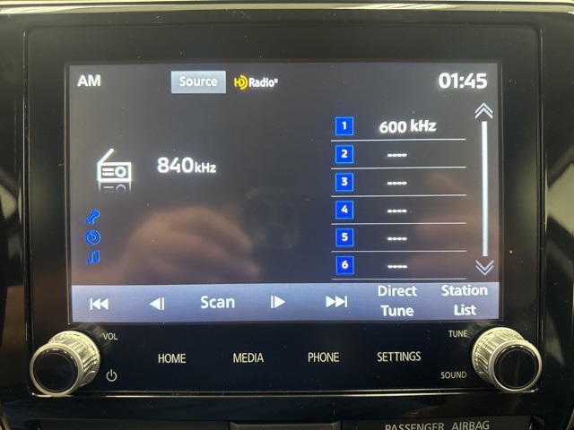 Vehicle image 14 of 35