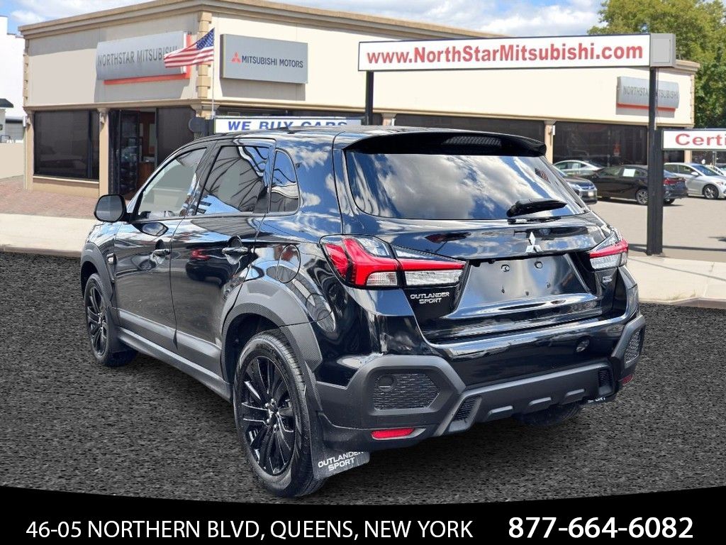 Vehicle image 5 of 34