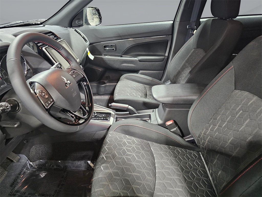 2024 Mitsubishi Outlander Sport Trail Edition Image 18 of 31