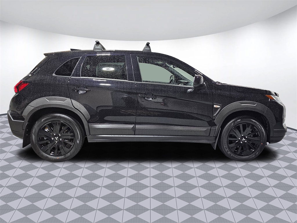 2024 Mitsubishi Outlander Sport Trail Edition Image 3 of 31