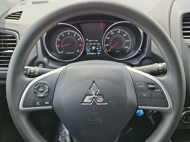 Vehicle image 18 of 30