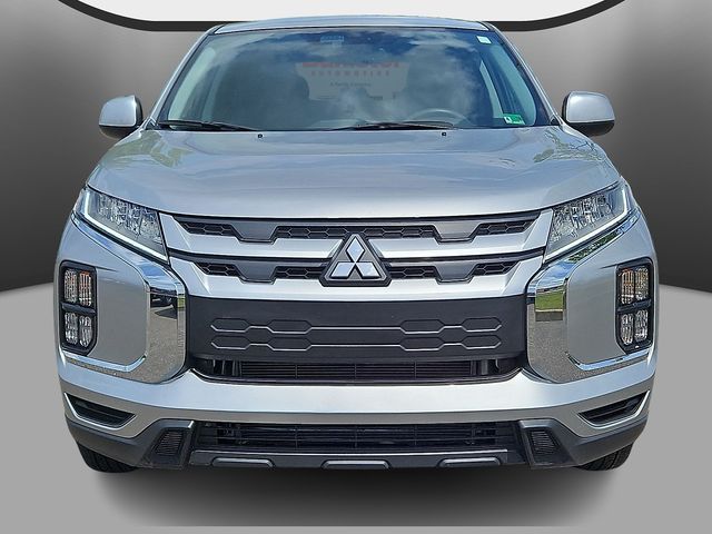 Vehicle image 2 of 30