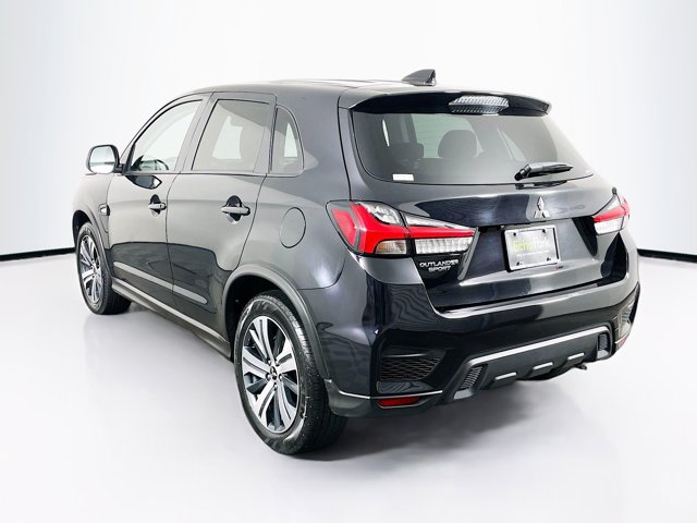 Vehicle image 8 of 26