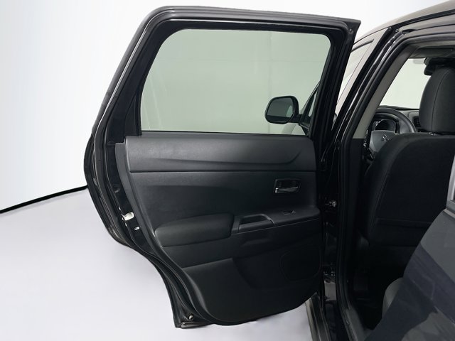 Vehicle image 16 of 26