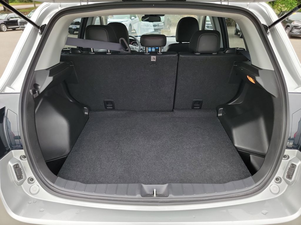Vehicle image 15 of 36