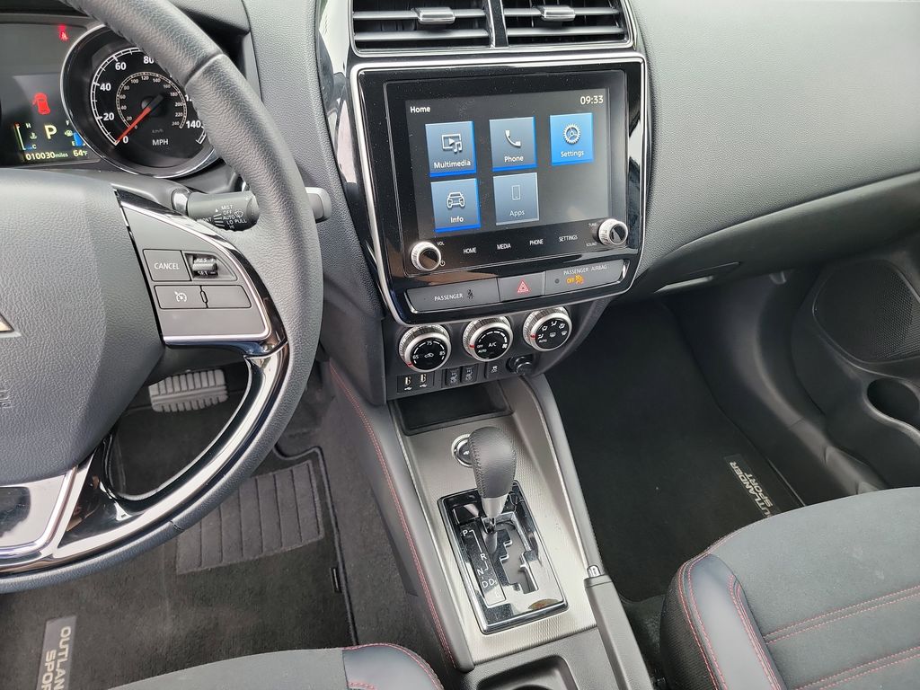 Vehicle image 34 of 36