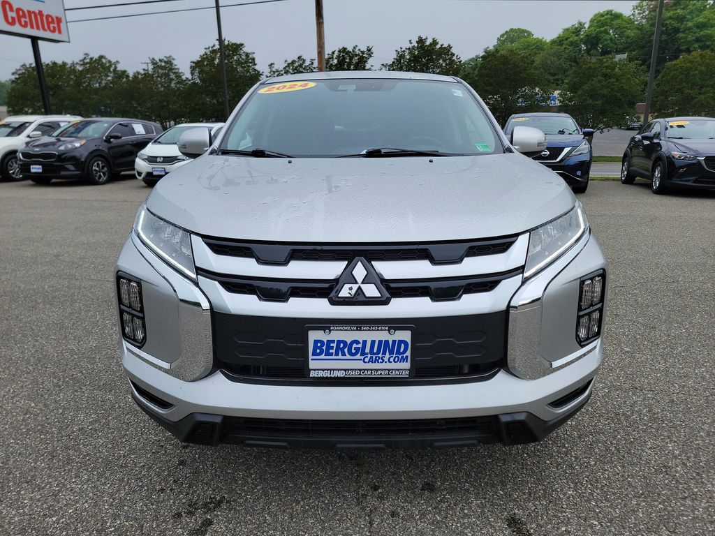 Vehicle image 12 of 36