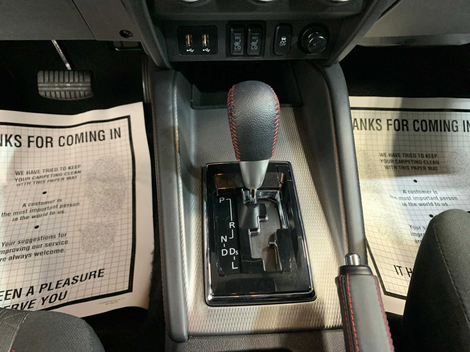 Vehicle image 9 of 10