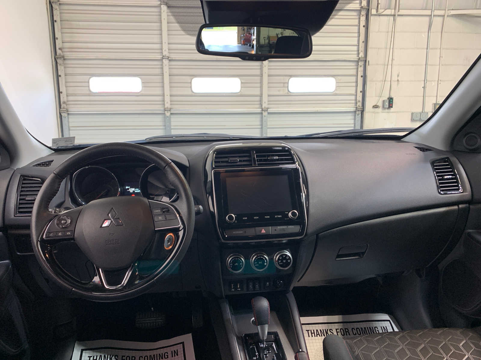 Vehicle image 6 of 10