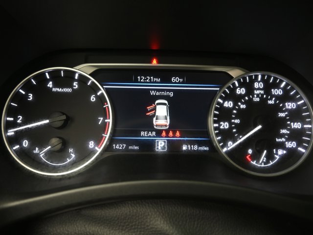 Vehicle image 40 of 45