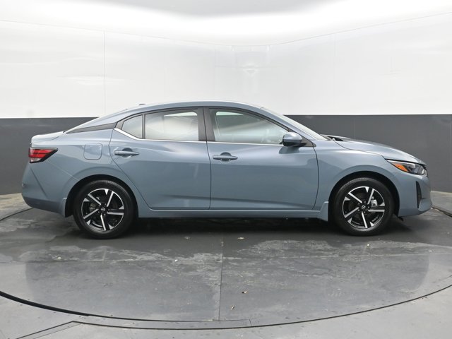 Vehicle image 15 of 45