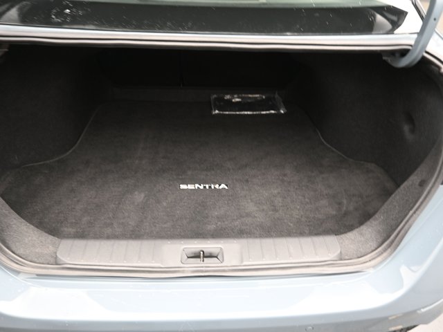 Vehicle image 31 of 45