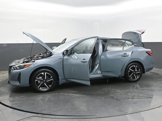 Vehicle image 3 of 45