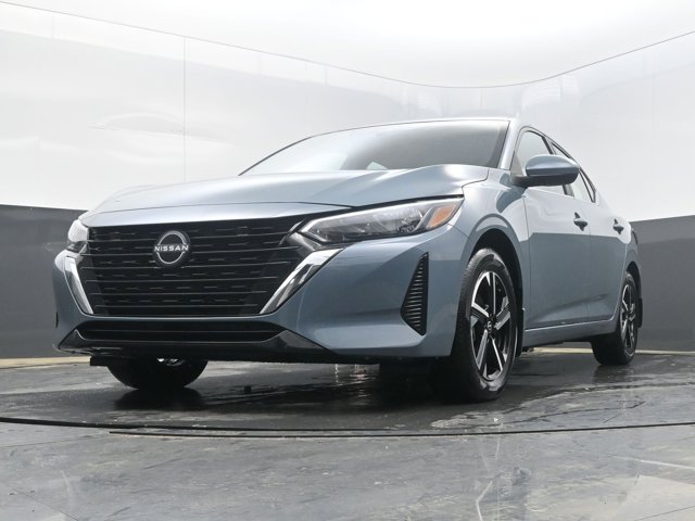 Vehicle image 4 of 45