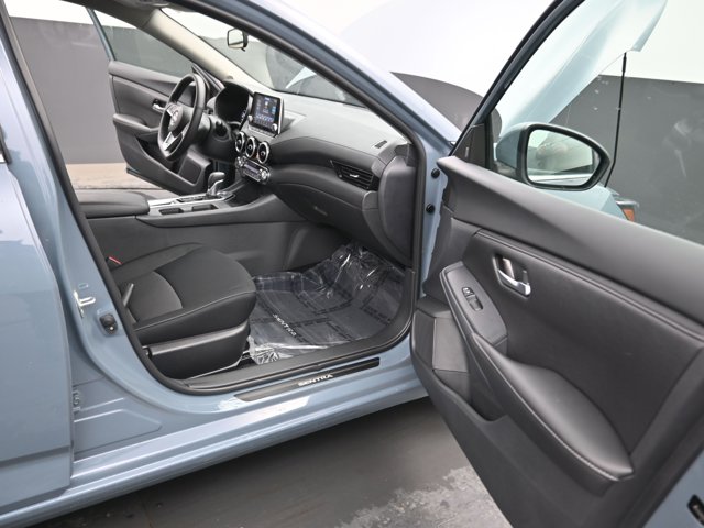 Vehicle image 42 of 45