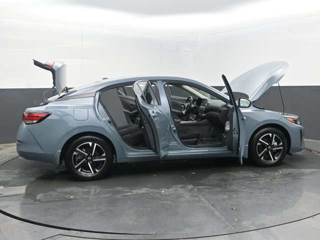 Vehicle image 19 of 45