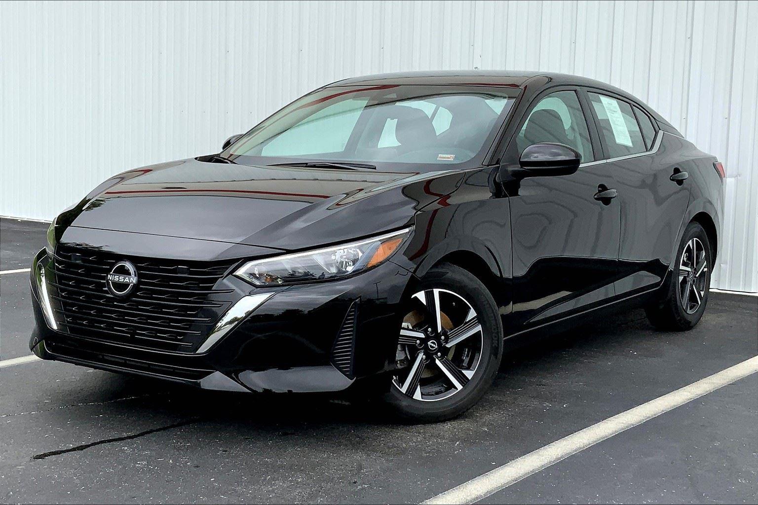 Vehicle image 1 of 32