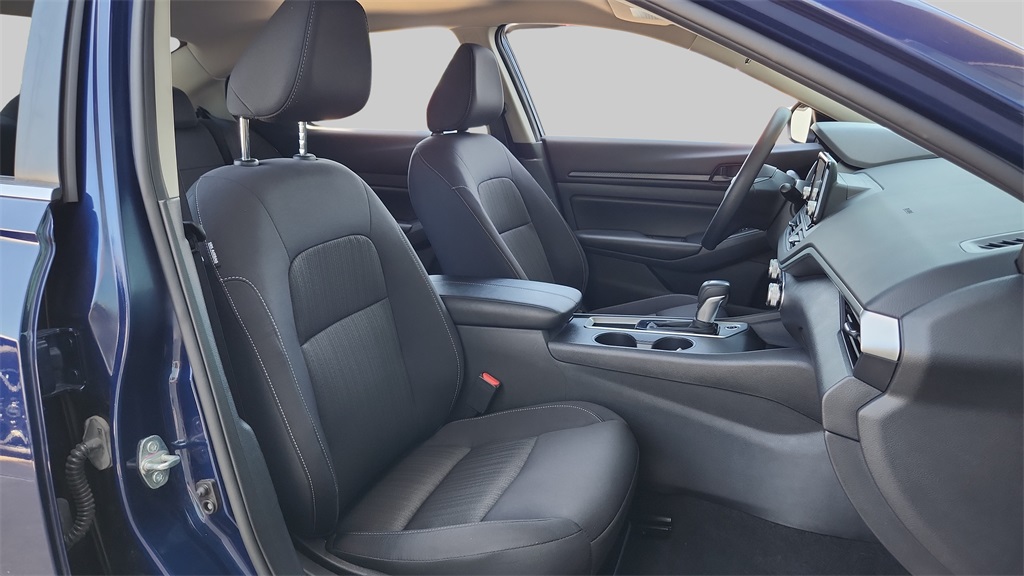 2024 Nissan Altima 2.5 S Image 13 of 37