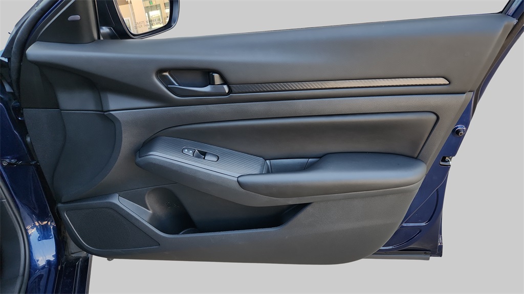2024 Nissan Altima 2.5 S Image 24 of 37