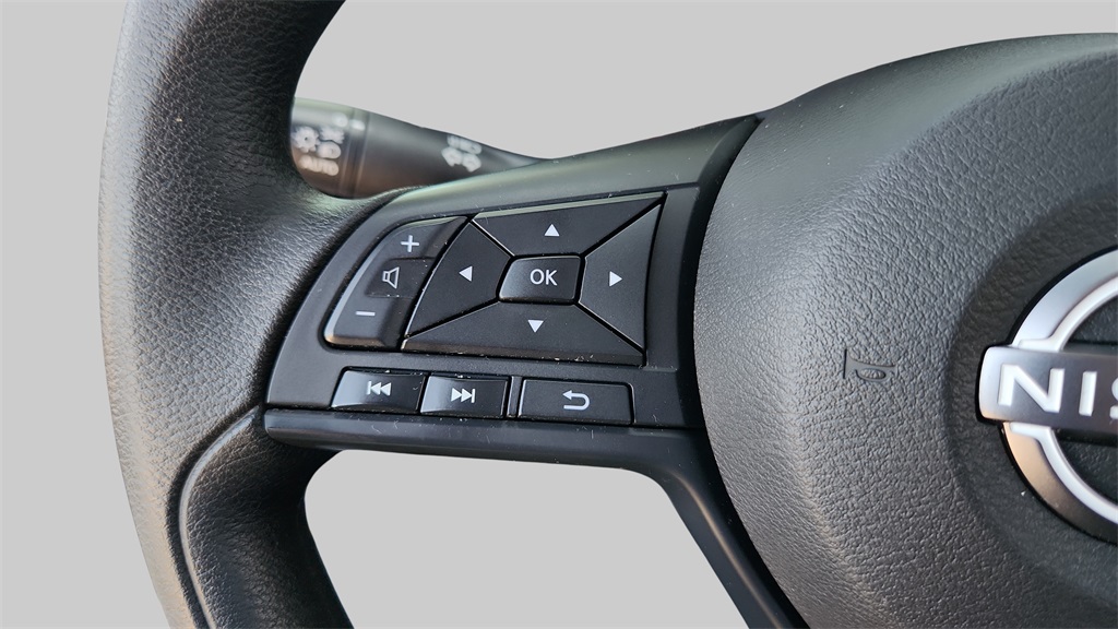 2024 Nissan Altima 2.5 S Image 28 of 37