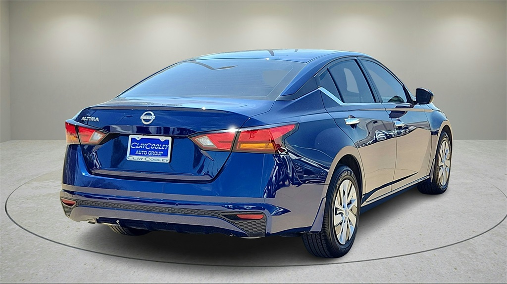 2024 Nissan Altima 2.5 S Image 5 of 37