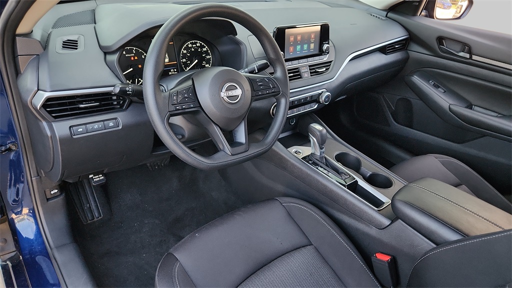 2024 Nissan Altima 2.5 S Image 16 of 37